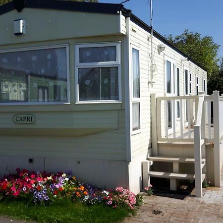 Caravan 8 Berth With Private Fishing Hotel Линкълн Екстериор снимка